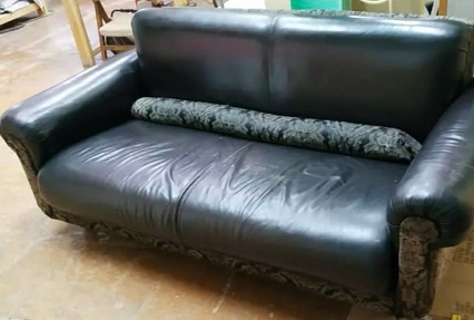 Обивка дивана на дому